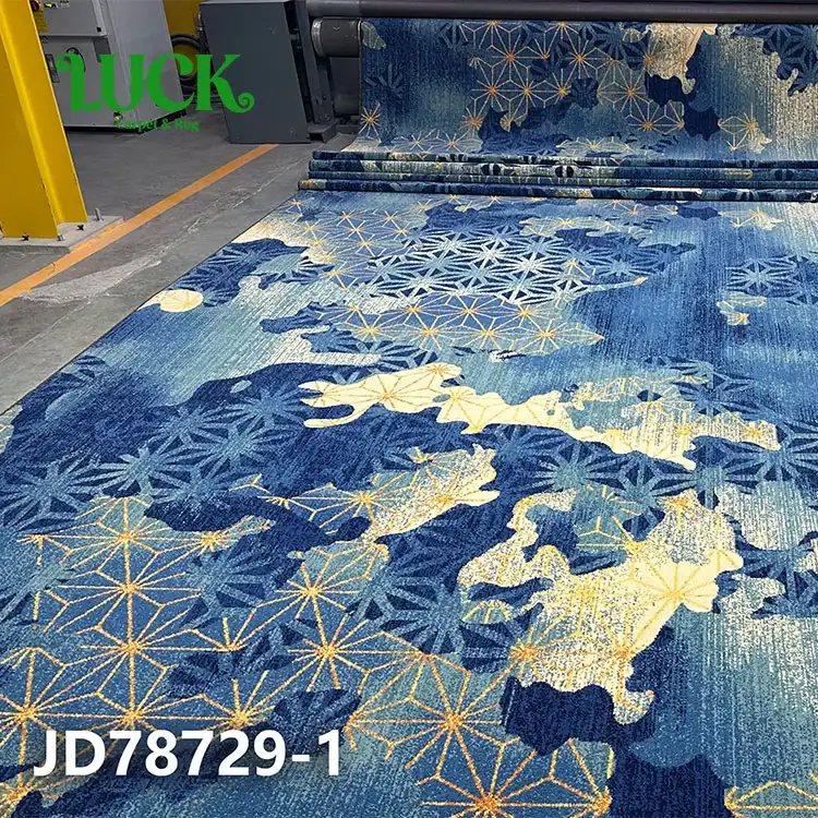 In che modo la moquette tessuta da parete a parete può migliorare il comfort interno e il valore del design?